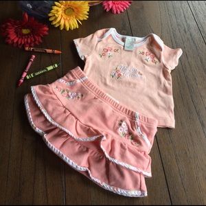 GUESS Baby Embroidered Ruffle Skort & Tee Set